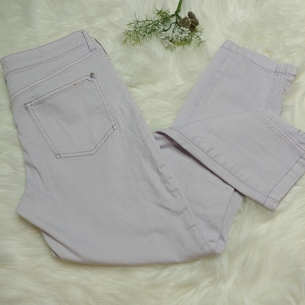 Pilcro Lilac Stet Fit Cropped Jean | Anthropologie - Picture 12 of 13